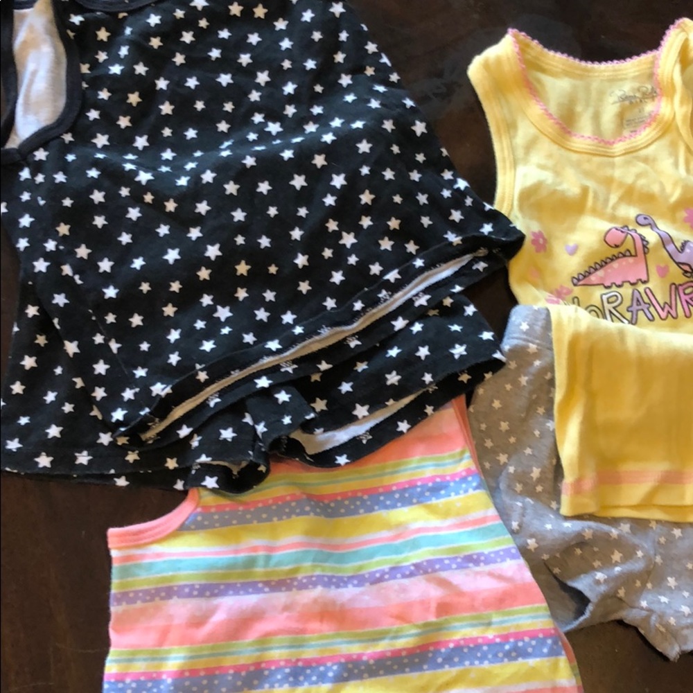 Sleeveless shorts sets